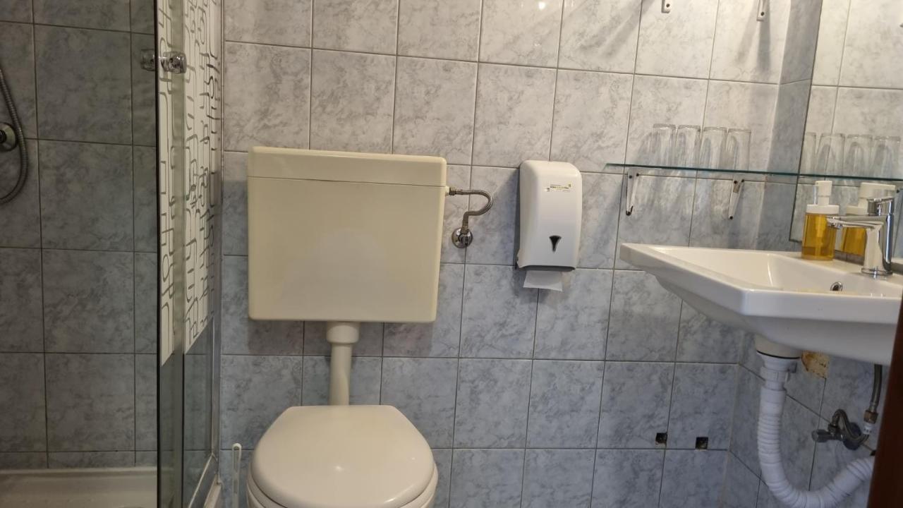 Laura Rooms ميدولين المظهر الخارجي الصورة